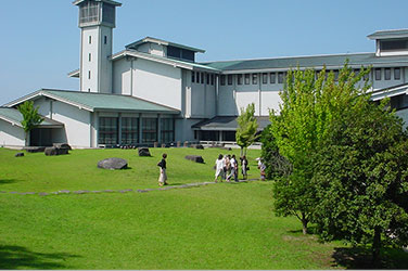 愛知県陶磁美術館